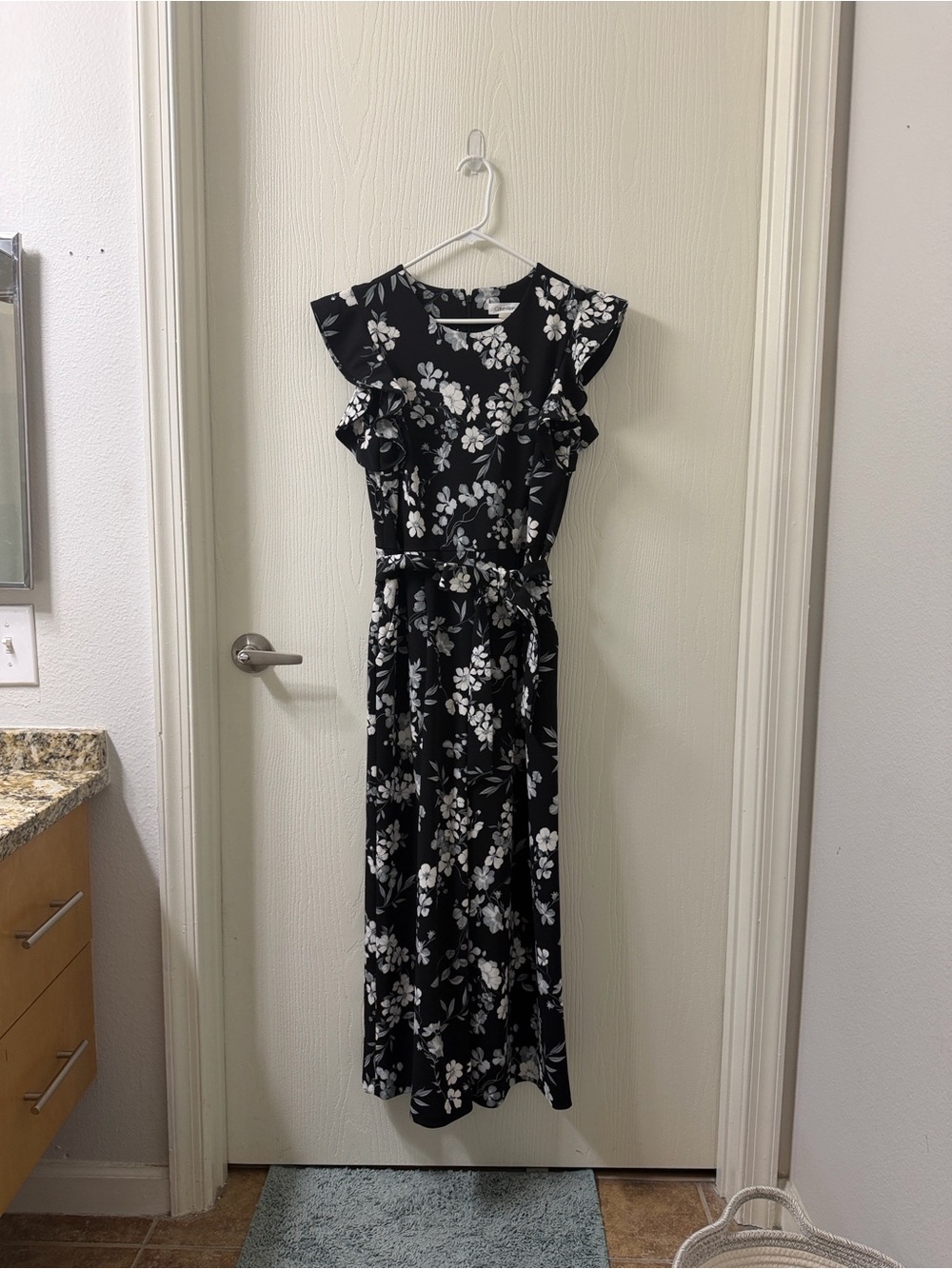Floral Ruffle Sleeve Maxi Romper - Black & White